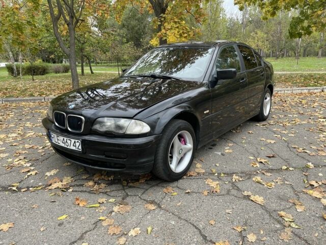 Чорний БМВ 3 Серія, об'ємом двигуна 2 л та пробігом 250 тис. км за 1699 $, фото 7 на Automoto.ua