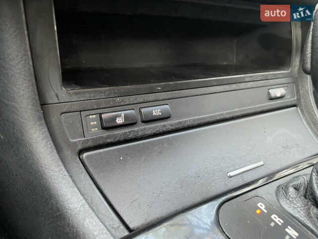 Черный БМВ 3 Серия, объемом двигателя 1.9 л и пробегом 300 тыс. км за 2800 $, фото 10 на Automoto.ua