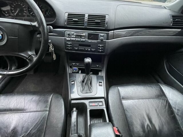 Черный БМВ 3 Серия, объемом двигателя 1.9 л и пробегом 300 тыс. км за 3333 $, фото 3 на Automoto.ua