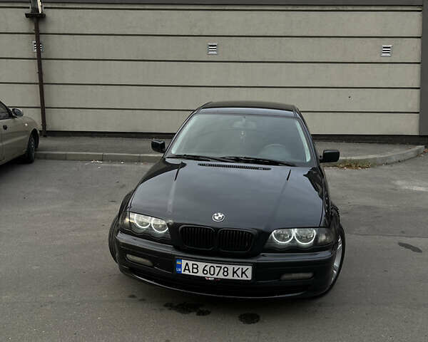 Черный БМВ 3 Серия, объемом двигателя 1.9 л и пробегом 380 тыс. км за 4000 $, фото 6 на Automoto.ua