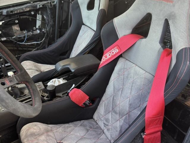 Черный БМВ 3 Серия, объемом двигателя 2 л и пробегом 329 тыс. км за 3333 $, фото 3 на Automoto.ua