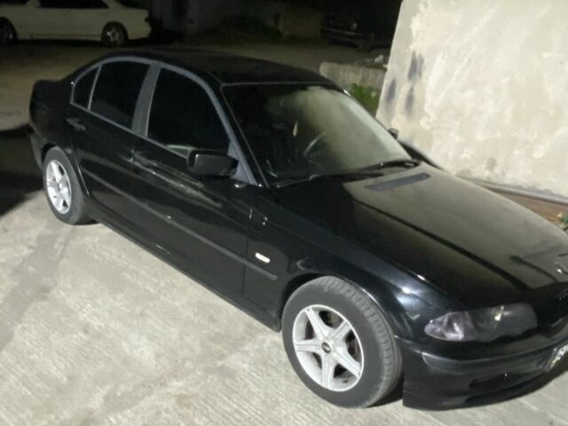 Черный БМВ 3 Серия, объемом двигателя 1.9 л и пробегом 330 тыс. км за 4280 $, фото 1 на Automoto.ua