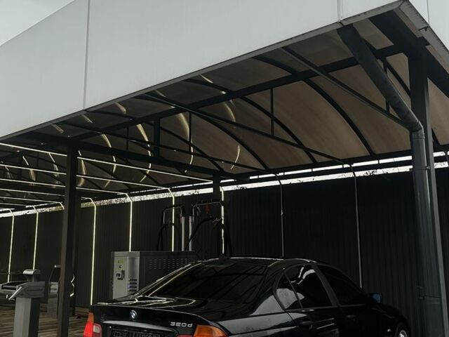 Черный БМВ 3 Серия, объемом двигателя 2 л и пробегом 400 тыс. км за 3700 $, фото 3 на Automoto.ua