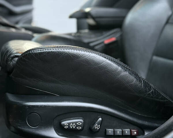 Черный БМВ 3 Серия, объемом двигателя 2.5 л и пробегом 310 тыс. км за 5900 $, фото 8 на Automoto.ua