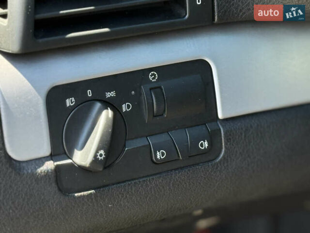 Черный БМВ 3 Серия, объемом двигателя 2 л и пробегом 377 тыс. км за 5500 $, фото 20 на Automoto.ua