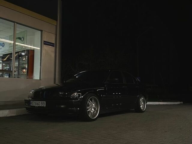 Черный БМВ 3 Серия, объемом двигателя 1.9 л и пробегом 250 тыс. км за 3800 $, фото 11 на Automoto.ua