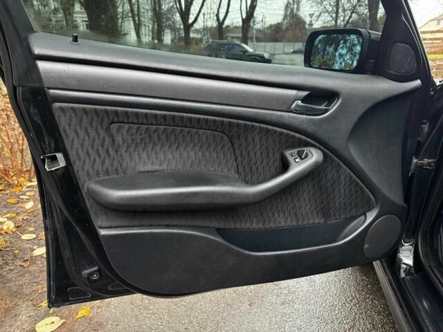 Черный БМВ 3 Серия, объемом двигателя 2 л и пробегом 306 тыс. км за 4190 $, фото 9 на Automoto.ua