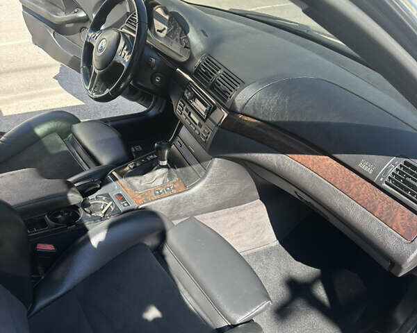 Чорний БМВ 3 Серія, об'ємом двигуна 3 л та пробігом 555 тис. км за 8000 $, фото 3 на Automoto.ua