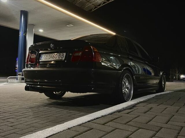 Черный БМВ 3 Серия, объемом двигателя 1.9 л и пробегом 250 тыс. км за 3800 $, фото 13 на Automoto.ua