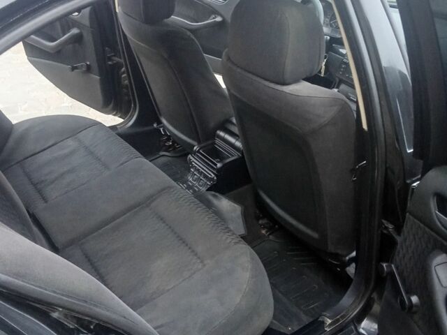 Черный БМВ 3 Серия, объемом двигателя 2 л и пробегом 270 тыс. км за 4500 $, фото 7 на Automoto.ua