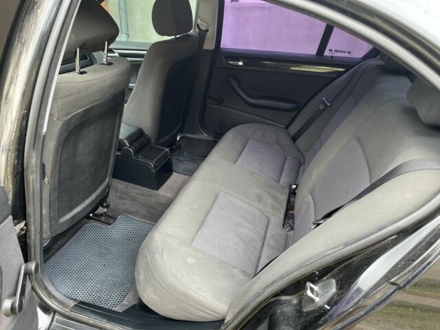 Черный БМВ 3 Серия, объемом двигателя 2 л и пробегом 267 тыс. км за 3850 $, фото 6 на Automoto.ua