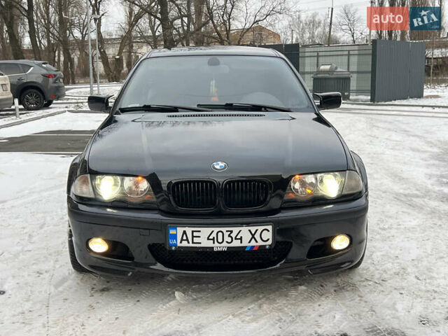 Черный БМВ 3 Серия, объемом двигателя 3 л и пробегом 392 тыс. км за 5750 $, фото 1 на Automoto.ua