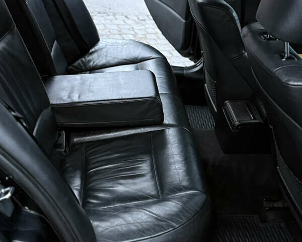 Черный БМВ 3 Серия, объемом двигателя 2.5 л и пробегом 310 тыс. км за 5900 $, фото 19 на Automoto.ua