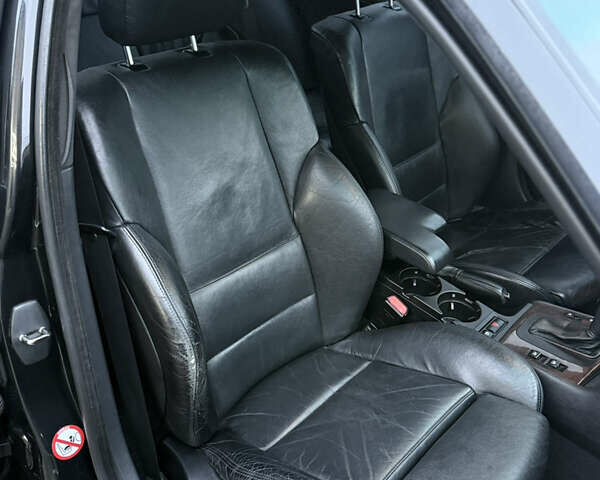 Черный БМВ 3 Серия, объемом двигателя 2.5 л и пробегом 310 тыс. км за 5900 $, фото 15 на Automoto.ua