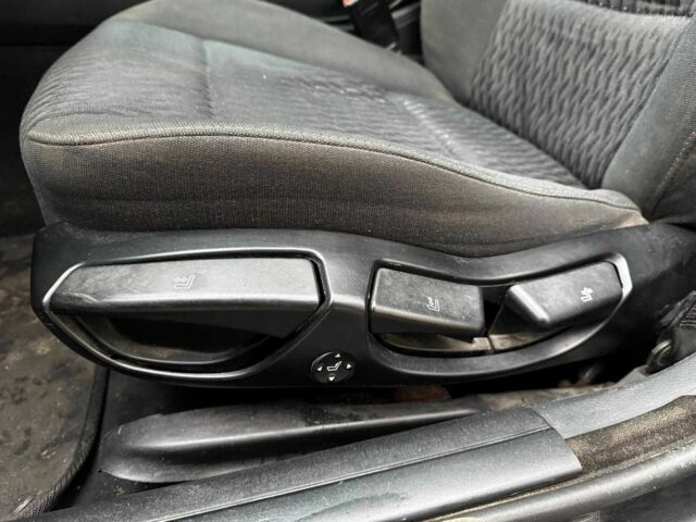 Черный БМВ 3 Серия, объемом двигателя 2 л и пробегом 306 тыс. км за 4190 $, фото 11 на Automoto.ua