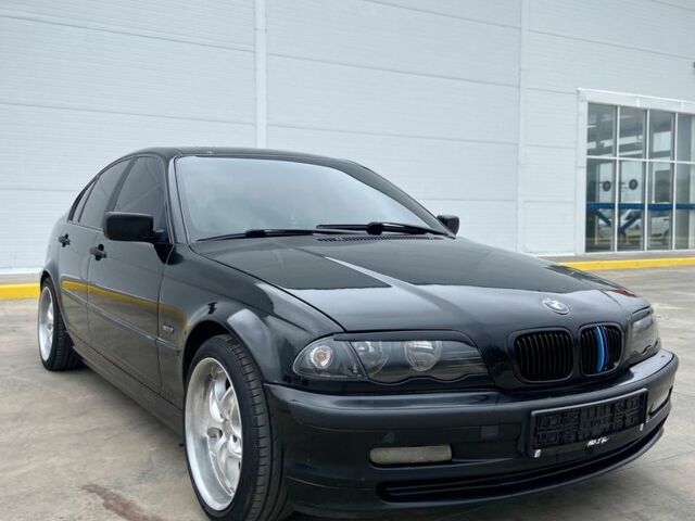 Черный БМВ 3 Серия, объемом двигателя 1.9 л и пробегом 250 тыс. км за 3800 $, фото 3 на Automoto.ua