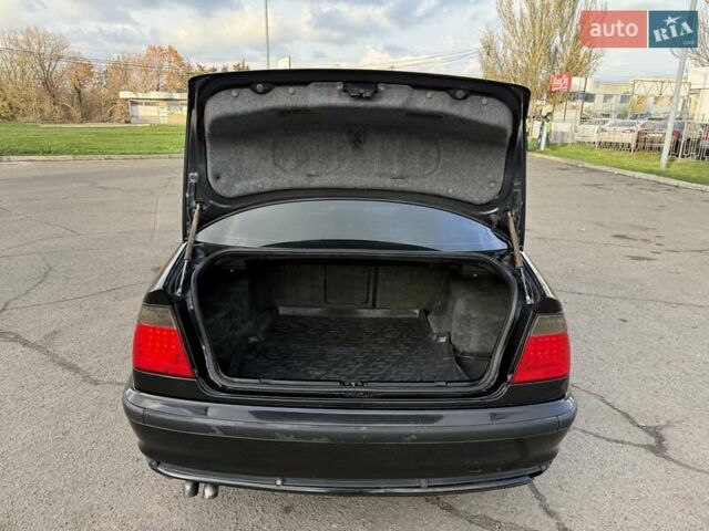 Черный БМВ 3 Серия, объемом двигателя 2.93 л и пробегом 312 тыс. км за 6400 $, фото 16 на Automoto.ua