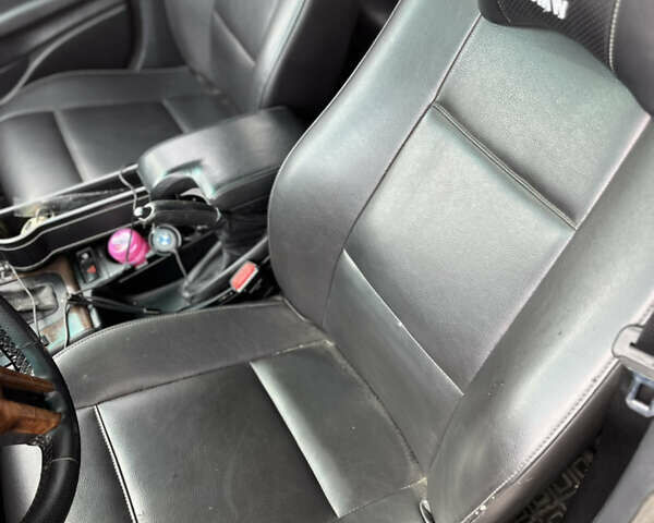 Черный БМВ 3 Серия, объемом двигателя 3 л и пробегом 311 тыс. км за 7000 $, фото 6 на Automoto.ua