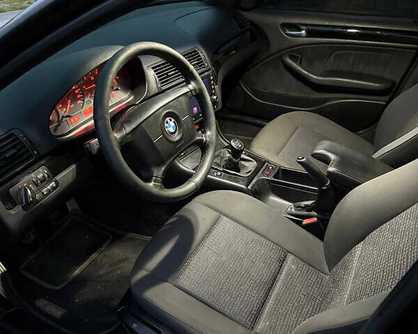 Черный БМВ 3 Серия, объемом двигателя 2 л и пробегом 450 тыс. км за 4100 $, фото 9 на Automoto.ua