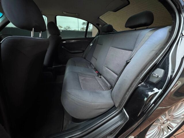 Чорний БМВ 3 Серія, об'ємом двигуна 2 л та пробігом 328 тис. км за 4600 $, фото 21 на Automoto.ua