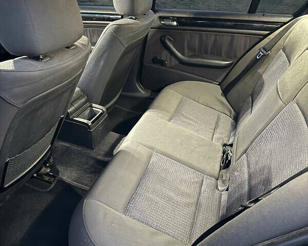 Черный БМВ 3 Серия, объемом двигателя 2 л и пробегом 450 тыс. км за 4100 $, фото 10 на Automoto.ua