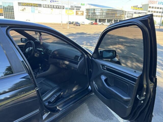 Черный БМВ 3 Серия, объемом двигателя 2 л и пробегом 295 тыс. км за 6500 $, фото 15 на Automoto.ua