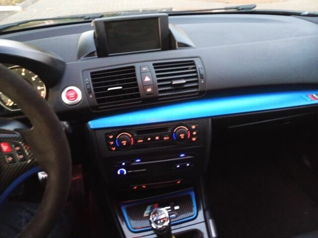 Чорний БМВ 3 Серія, об'ємом двигуна 1 л та пробігом 260 тис. км за 4000 $, фото 3 на Automoto.ua