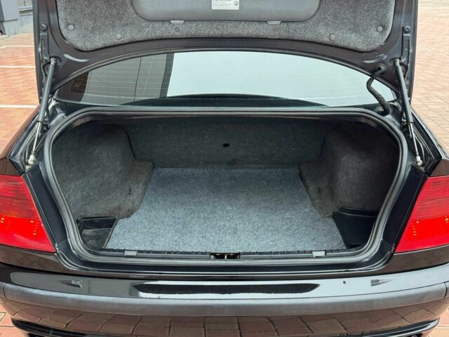 Чорний БМВ 3 Серія, об'ємом двигуна 2 л та пробігом 328 тис. км за 4600 $, фото 14 на Automoto.ua