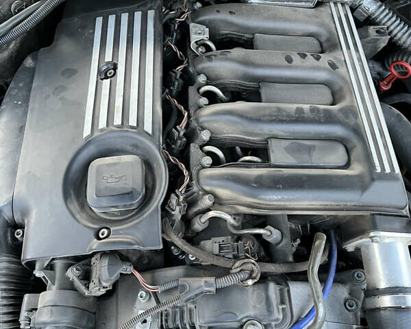 Чорний БМВ 3 Серія, об'ємом двигуна 2.93 л та пробігом 354 тис. км за 6500 $, фото 42 на Automoto.ua