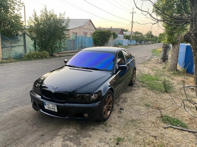 Черный БМВ 3 Серия, объемом двигателя 1.8 л и пробегом 218 тыс. км за 5000 $, фото 6 на Automoto.ua