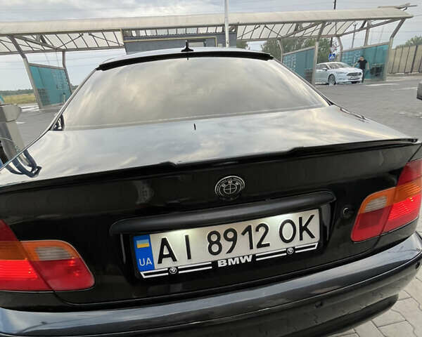 Черный БМВ 3 Серия, объемом двигателя 2 л и пробегом 344 тыс. км за 5700 $, фото 4 на Automoto.ua