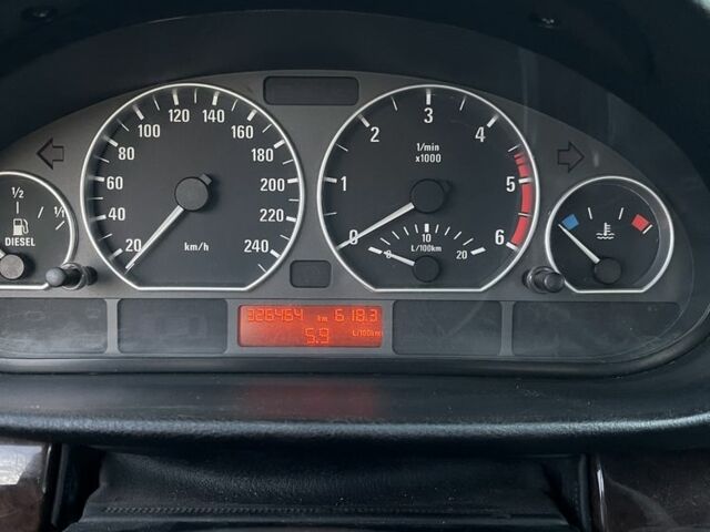 Черный БМВ 3 Серия, объемом двигателя 3 л и пробегом 326 тыс. км за 8000 $, фото 12 на Automoto.ua