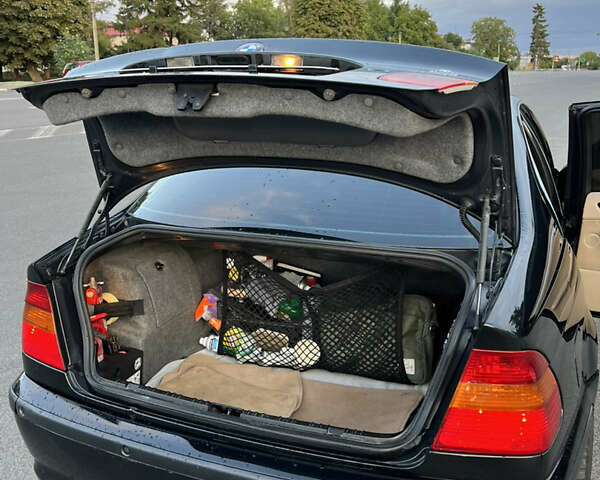 Чорний БМВ 3 Серія, об'ємом двигуна 2.93 л та пробігом 354 тис. км за 6500 $, фото 36 на Automoto.ua