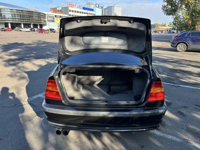 Черный БМВ 3 Серия, объемом двигателя 2 л и пробегом 295 тыс. км за 6500 $, фото 19 на Automoto.ua