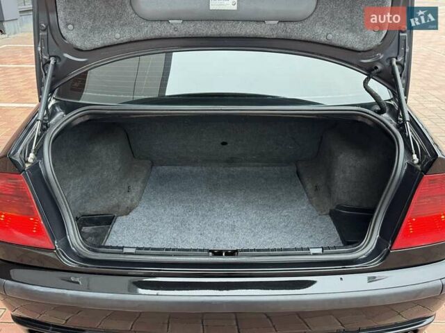 Чорний БМВ 3 Серія, об'ємом двигуна 2 л та пробігом 328 тис. км за 4600 $, фото 30 на Automoto.ua