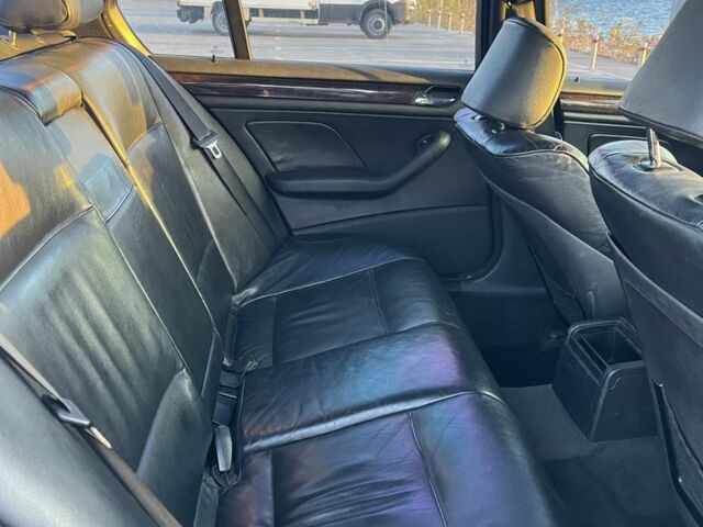 Черный БМВ 3 Серия, объемом двигателя 3 л и пробегом 326 тыс. км за 8000 $, фото 9 на Automoto.ua