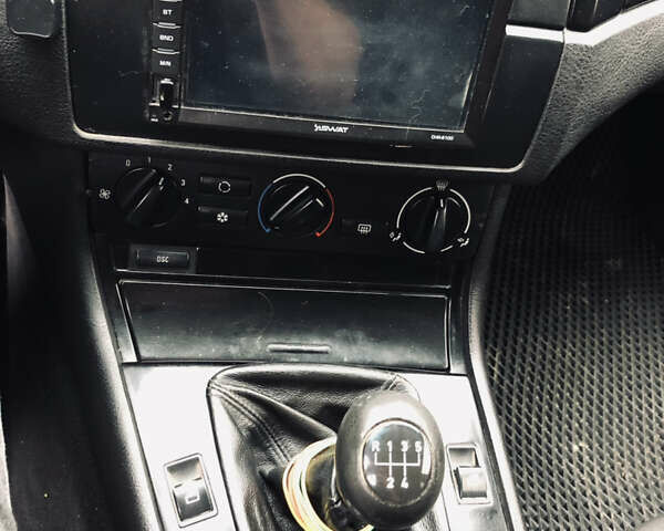 Черный БМВ 3 Серия, объемом двигателя 2 л и пробегом 360 тыс. км за 4750 $, фото 11 на Automoto.ua