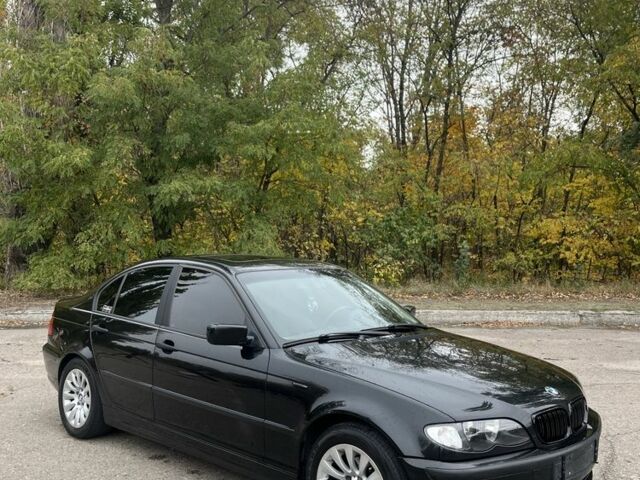 Чорний БМВ 3 Серія, об'ємом двигуна 1.8 л та пробігом 250 тис. км за 2800 $, фото 1 на Automoto.ua