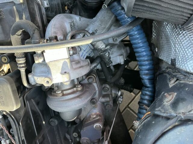 Черный БМВ 3 Серия, объемом двигателя 2.9 л и пробегом 400 тыс. км за 7500 $, фото 7 на Automoto.ua