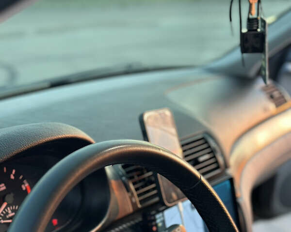 Черный БМВ 3 Серия, объемом двигателя 2 л и пробегом 230 тыс. км за 6300 $, фото 16 на Automoto.ua