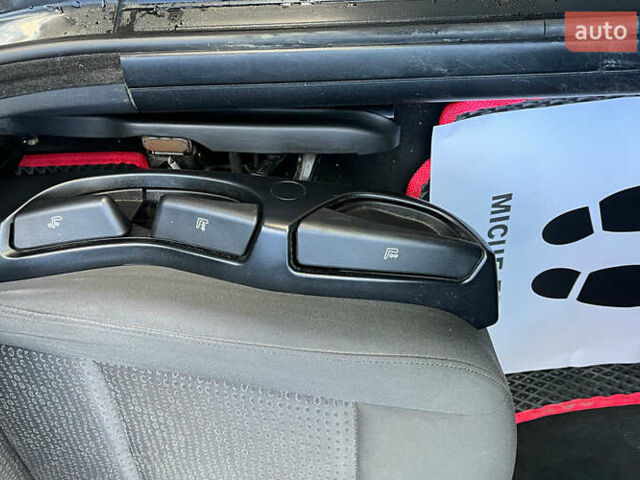 Черный БМВ 3 Серия, объемом двигателя 1.8 л и пробегом 210 тыс. км за 5300 $, фото 19 на Automoto.ua