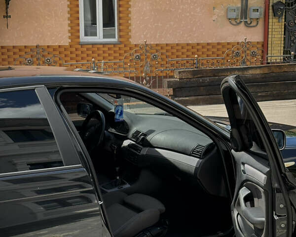 Чорний БМВ 3 Серія, об'ємом двигуна 1.8 л та пробігом 190 тис. км за 5300 $, фото 17 на Automoto.ua