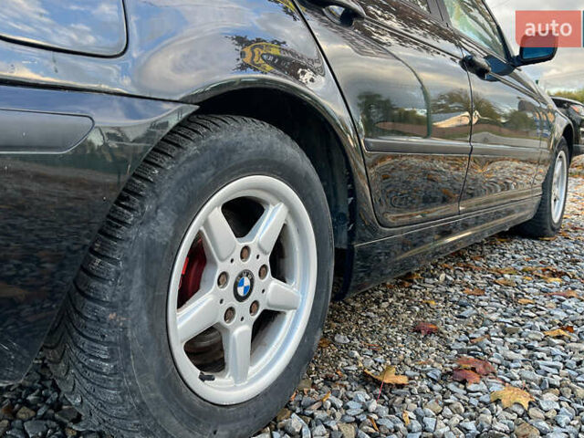 Черный БМВ 3 Серия, объемом двигателя 1.8 л и пробегом 210 тыс. км за 5300 $, фото 28 на Automoto.ua