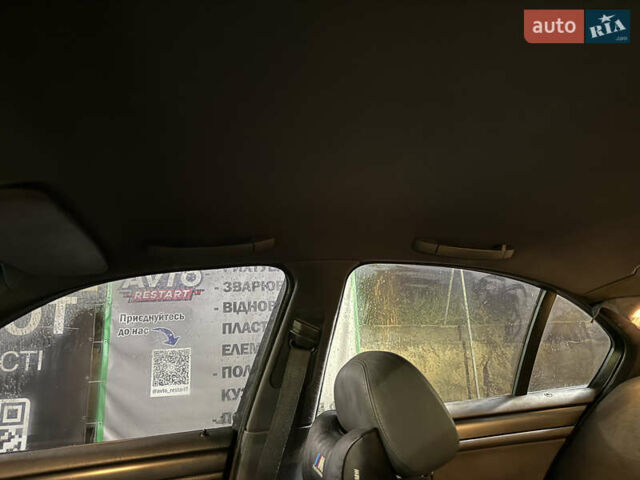 Чорний БМВ 3 Серія, об'ємом двигуна 2 л та пробігом 170 тис. км за 4100 $, фото 9 на Automoto.ua