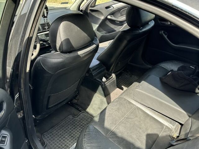 Черный БМВ 3 Серия, объемом двигателя 3 л и пробегом 300 тыс. км за 2800 $, фото 13 на Automoto.ua