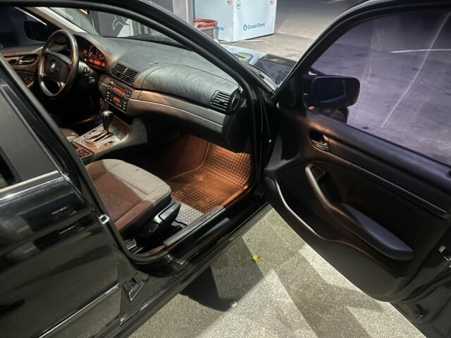 Черный БМВ 3 Серия, объемом двигателя 2 л и пробегом 305 тыс. км за 2200 $, фото 17 на Automoto.ua