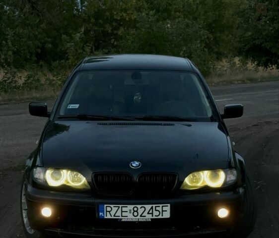 Черный БМВ 3 Серия, объемом двигателя 3 л и пробегом 300 тыс. км за 2800 $, фото 5 на Automoto.ua