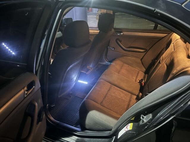 Черный БМВ 3 Серия, объемом двигателя 2 л и пробегом 305 тыс. км за 2200 $, фото 14 на Automoto.ua