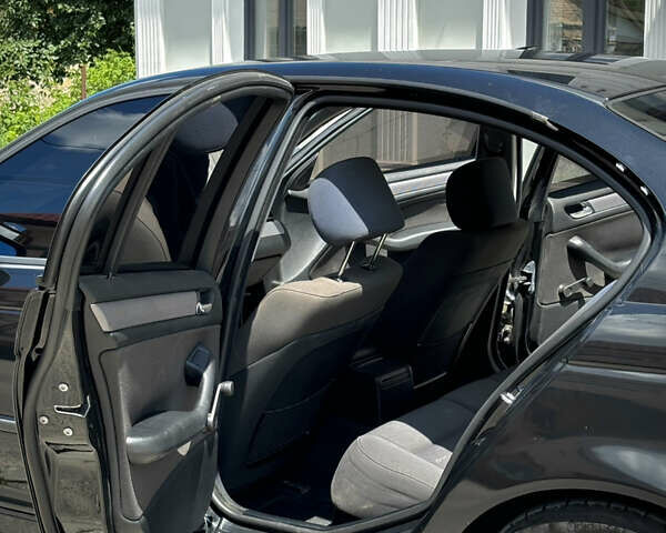 Чорний БМВ 3 Серія, об'ємом двигуна 1.8 л та пробігом 190 тис. км за 5300 $, фото 21 на Automoto.ua