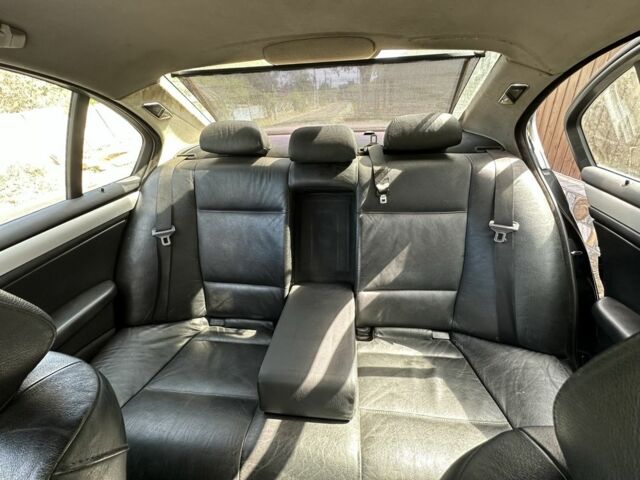 Черный БМВ 3 Серия, объемом двигателя 3 л и пробегом 300 тыс. км за 2800 $, фото 12 на Automoto.ua